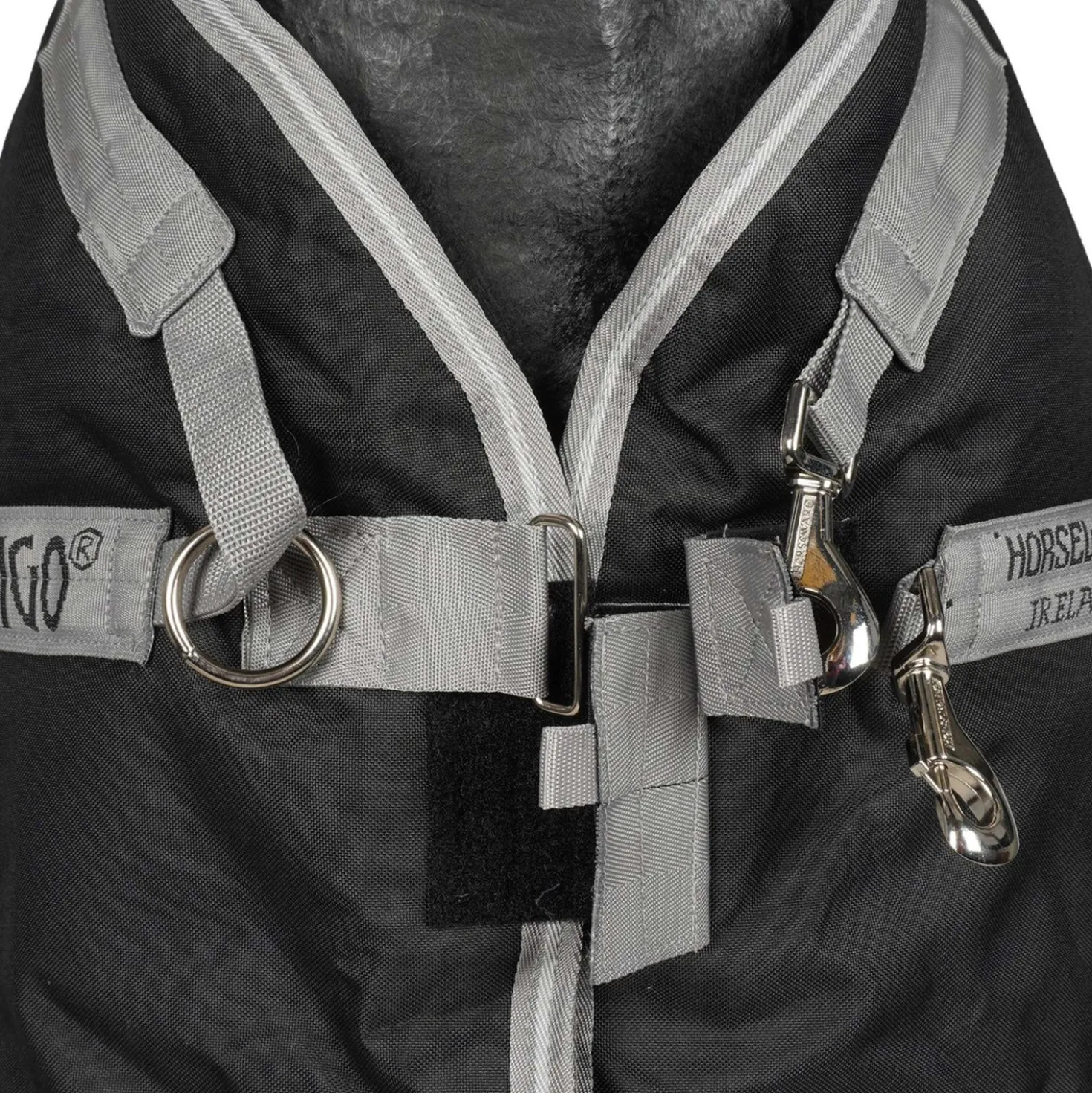 Amigo Bravo 12 Plus Turnout Heavy 400g Black/Titanium Grey