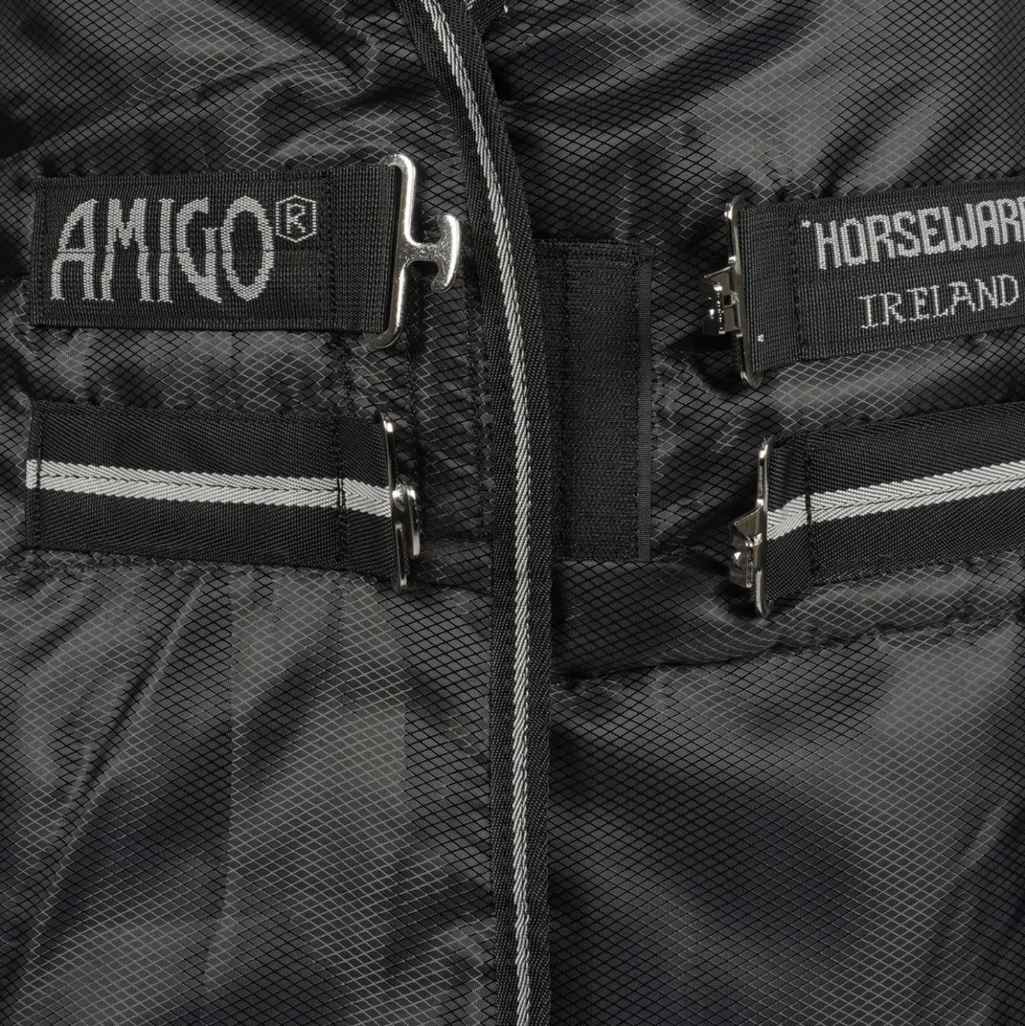 Amigo Liner Diamond Insulator 100g Zwart/Zilver