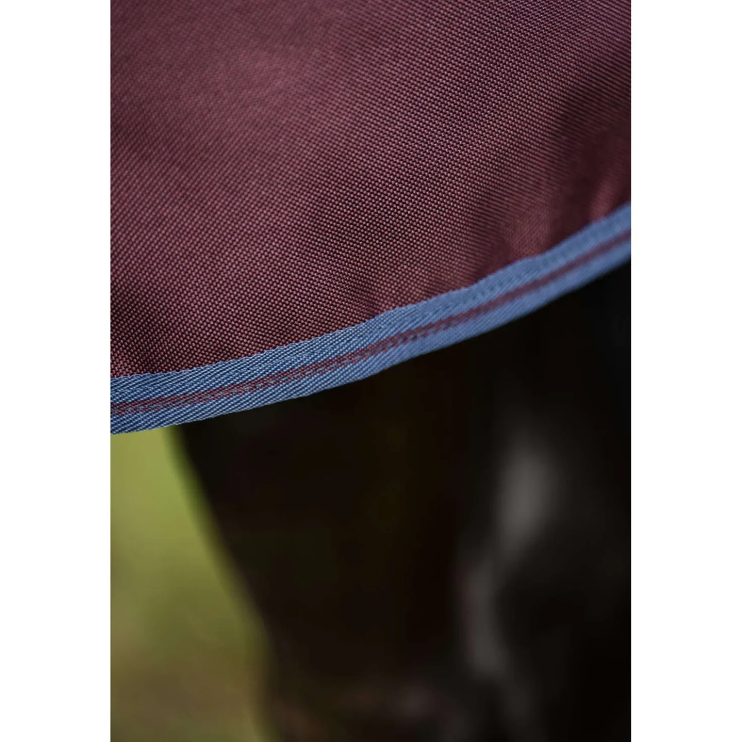 Amigo Turnout 1200D 0g Burgundy/Navy/Titanium Grey