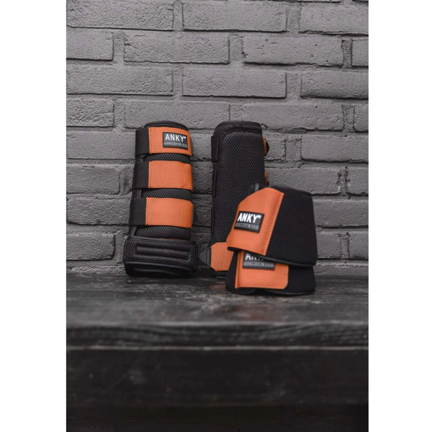 ANKY 3-in-1 Beenbeschermer 3D Mesh Black/Rust