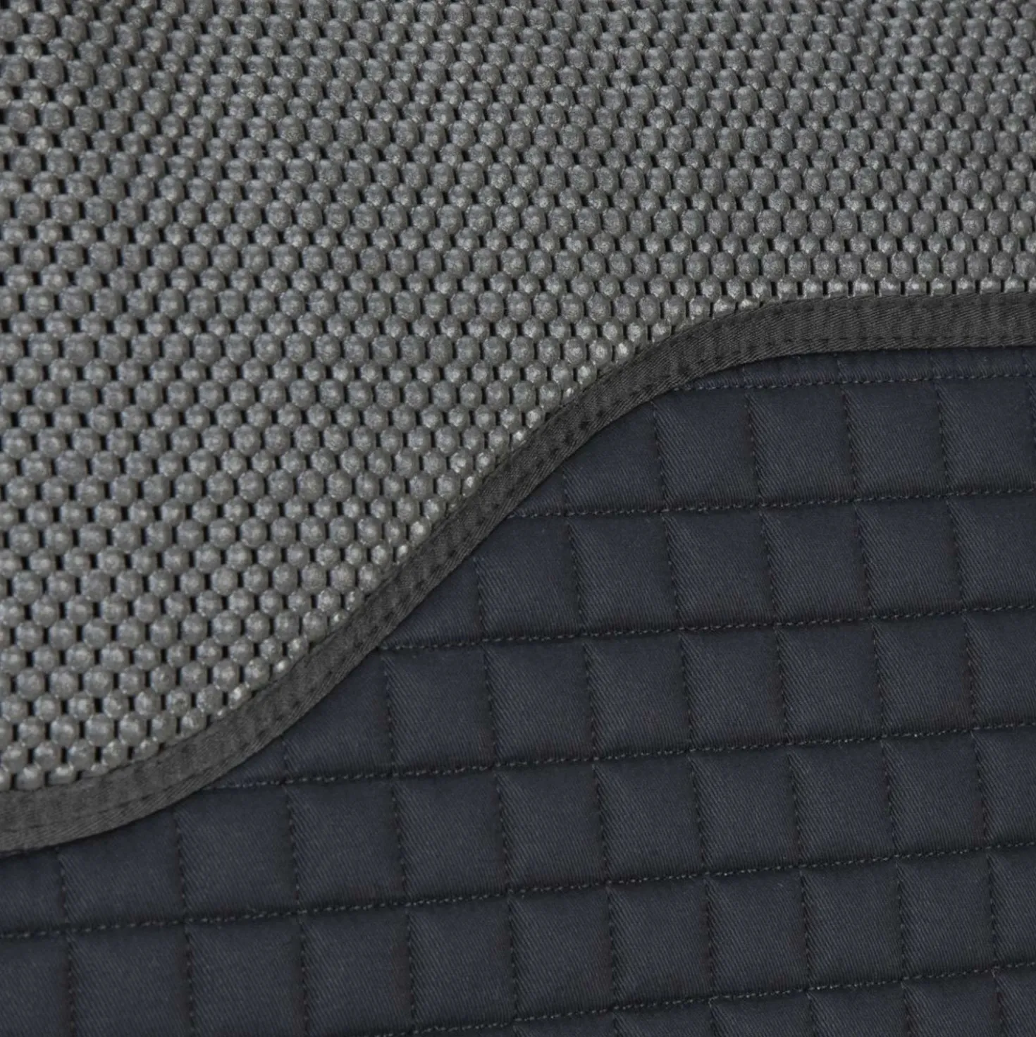Arma by Shires Zadeldekje Soft Grip Springen Zwart