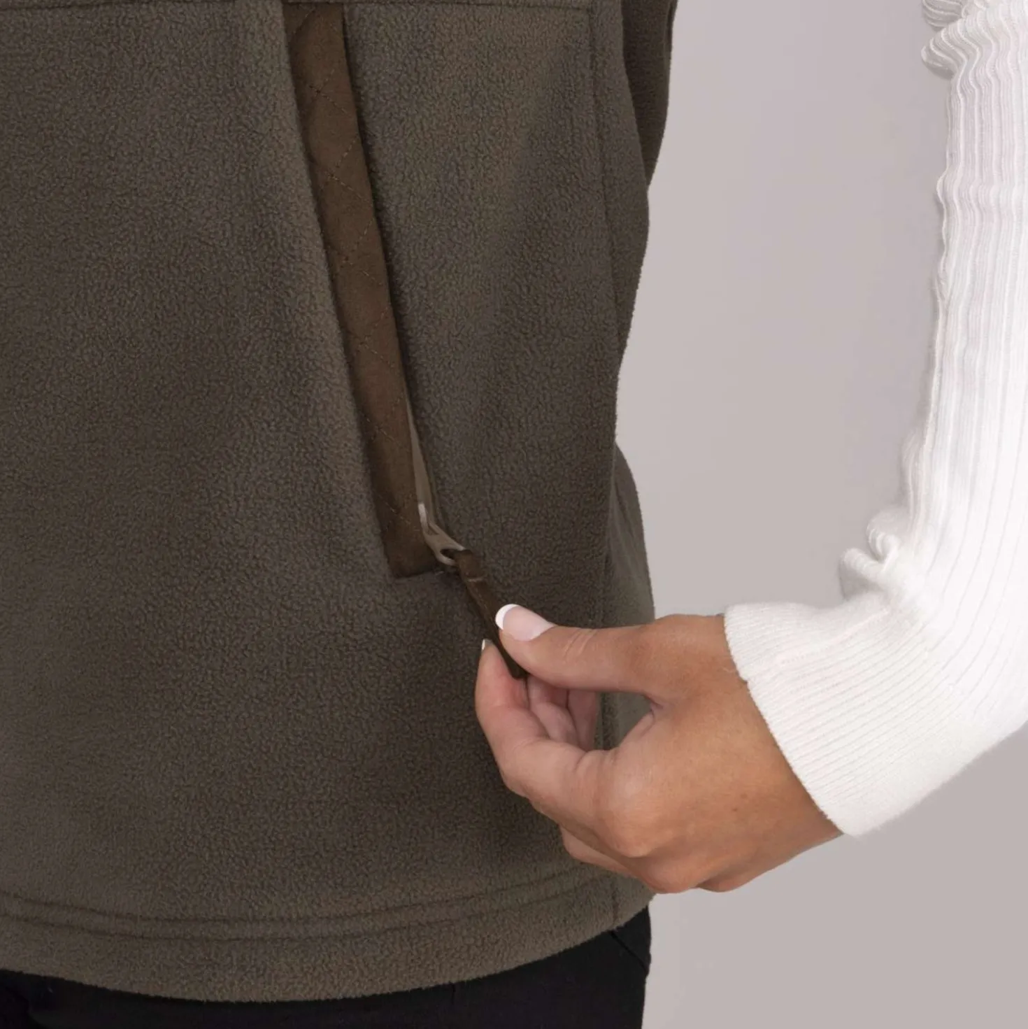 Aubrion by Shires Bodywarmer Heritage Fleece Donker Olijf