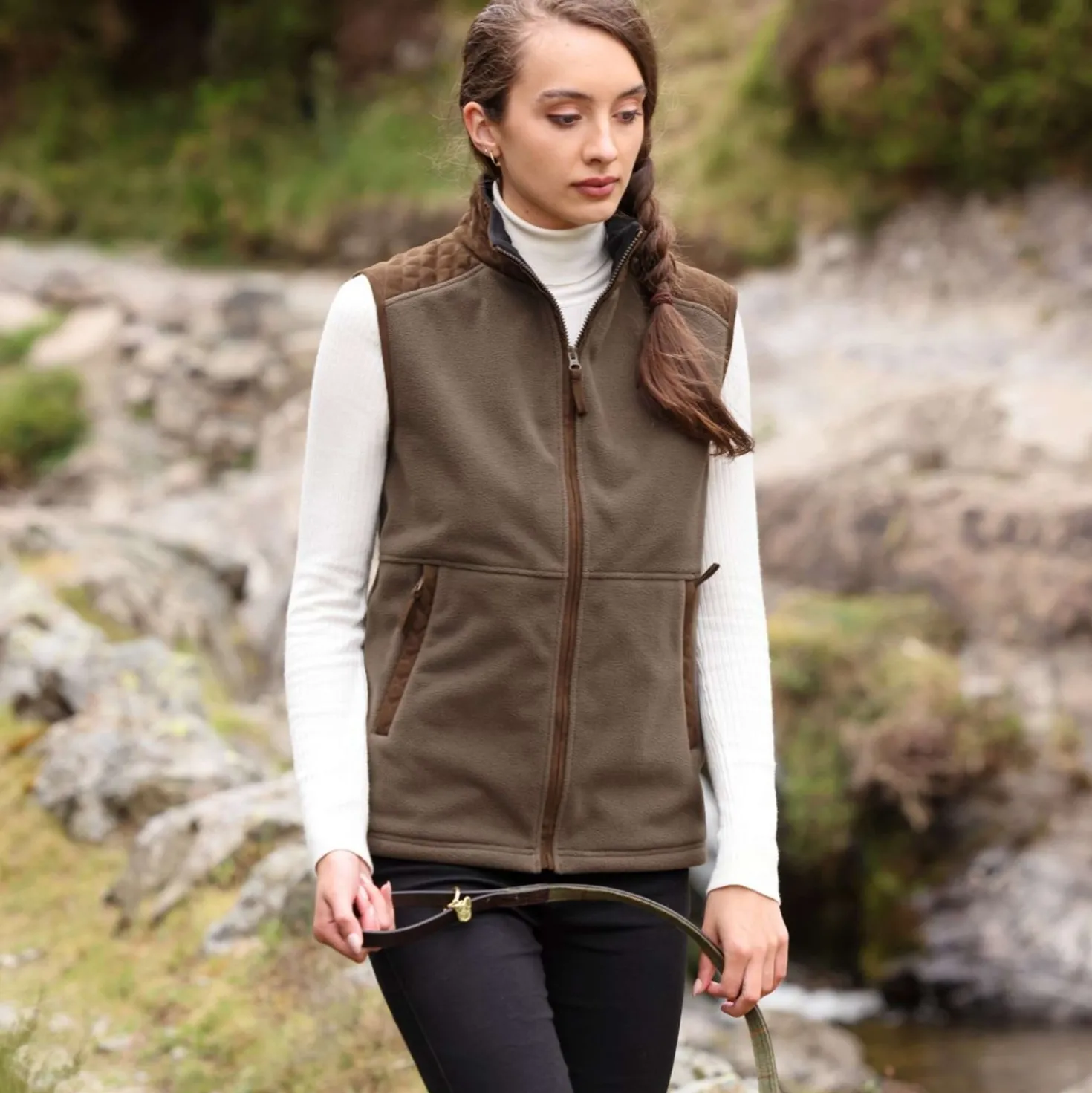 Aubrion by Shires Bodywarmer Heritage Fleece Donker Olijf