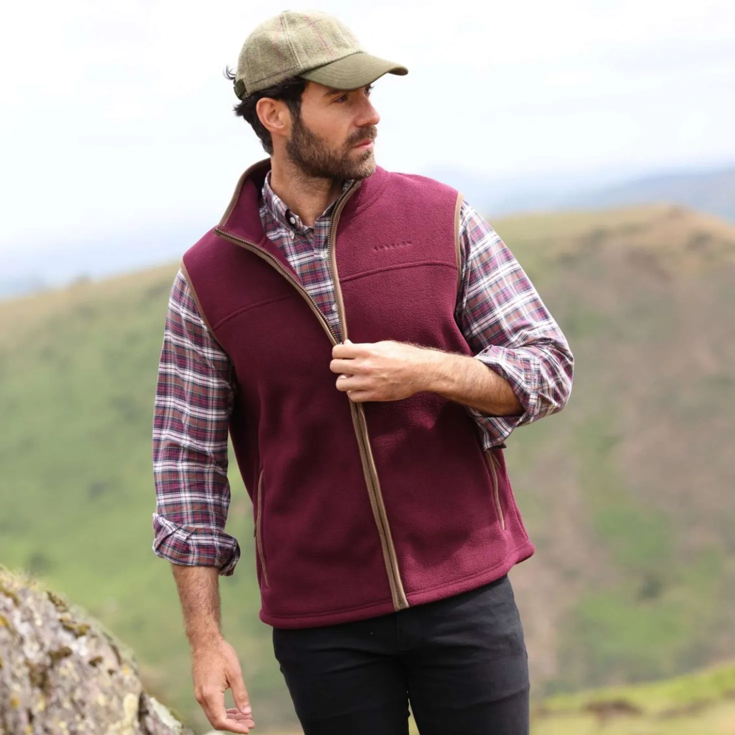 Aubrion by Shires Bodywarmer Original Fleece Maroon