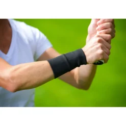 Back on Track Polsbeschermer Zwart