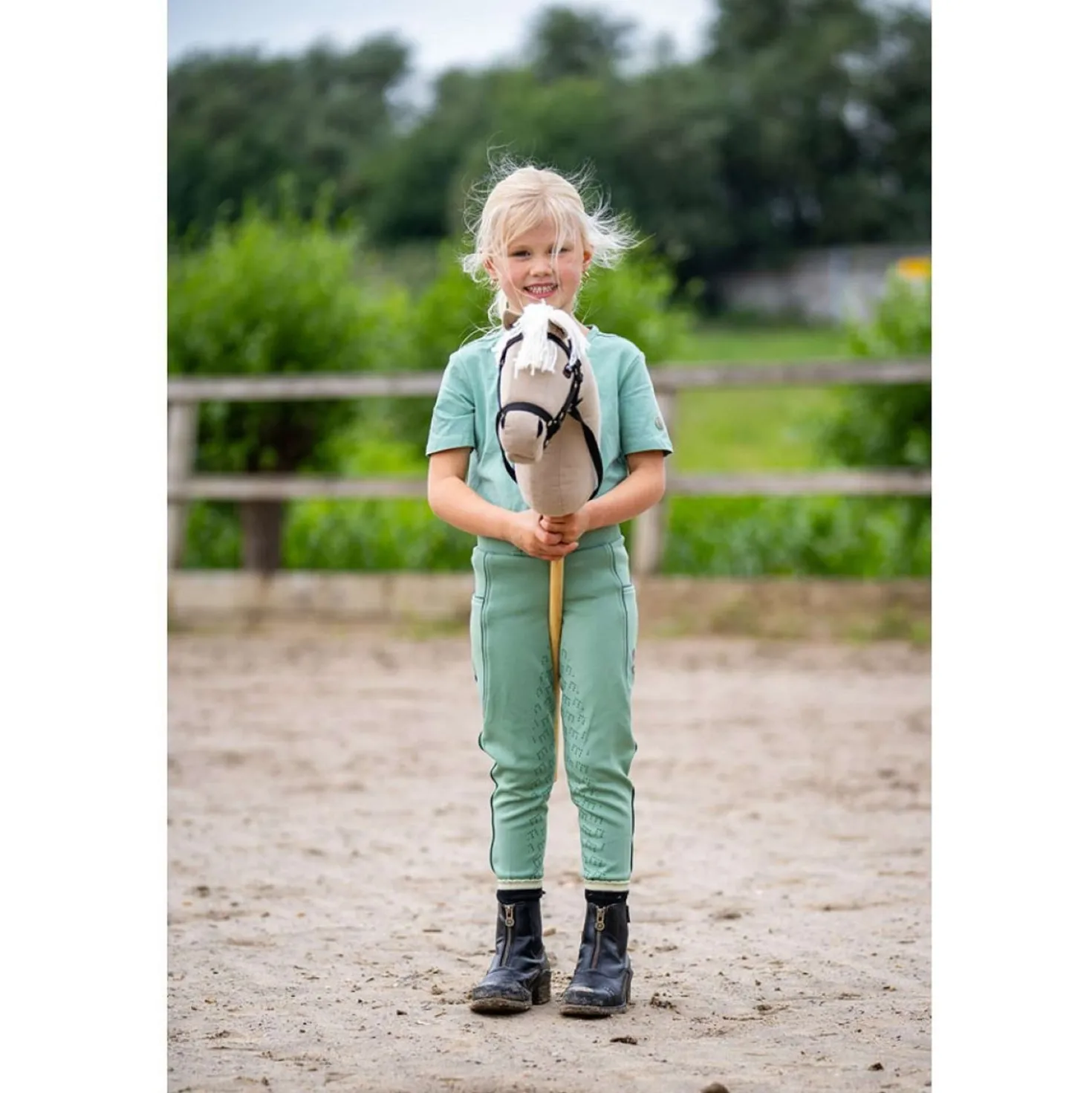 BR Mini Horse Stokpaard Beige