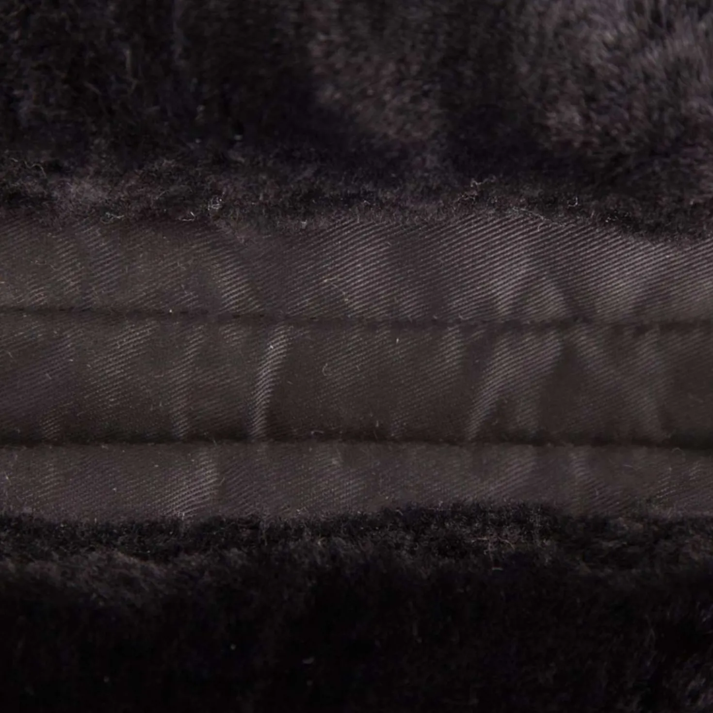 BR Zadelonderlegger Sheepskin Kussens Zwart