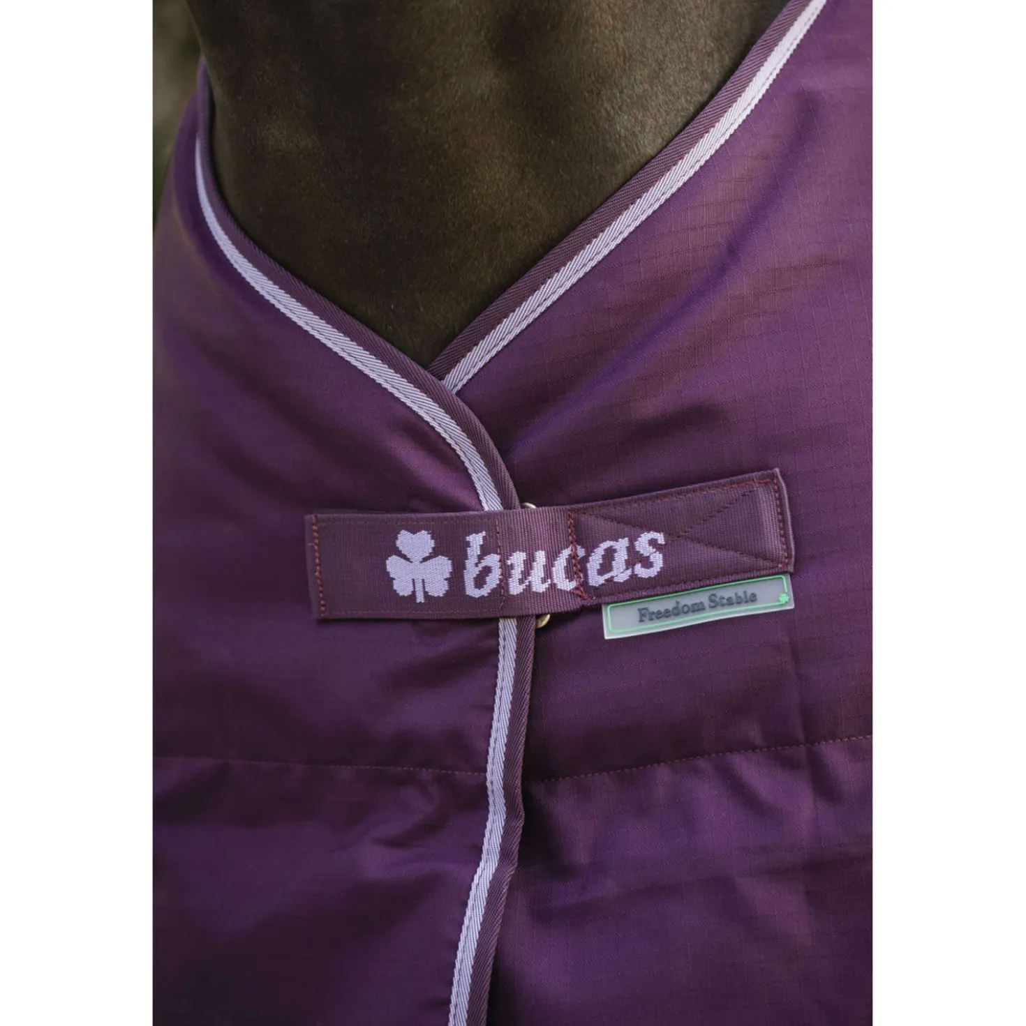 Bucas Freedom Staldeken 150g Blackberry