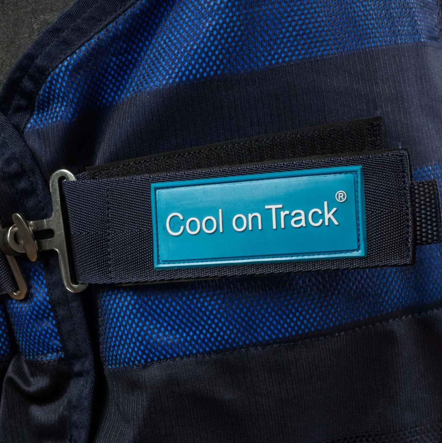 Cool on Track Maasdeken Blauw