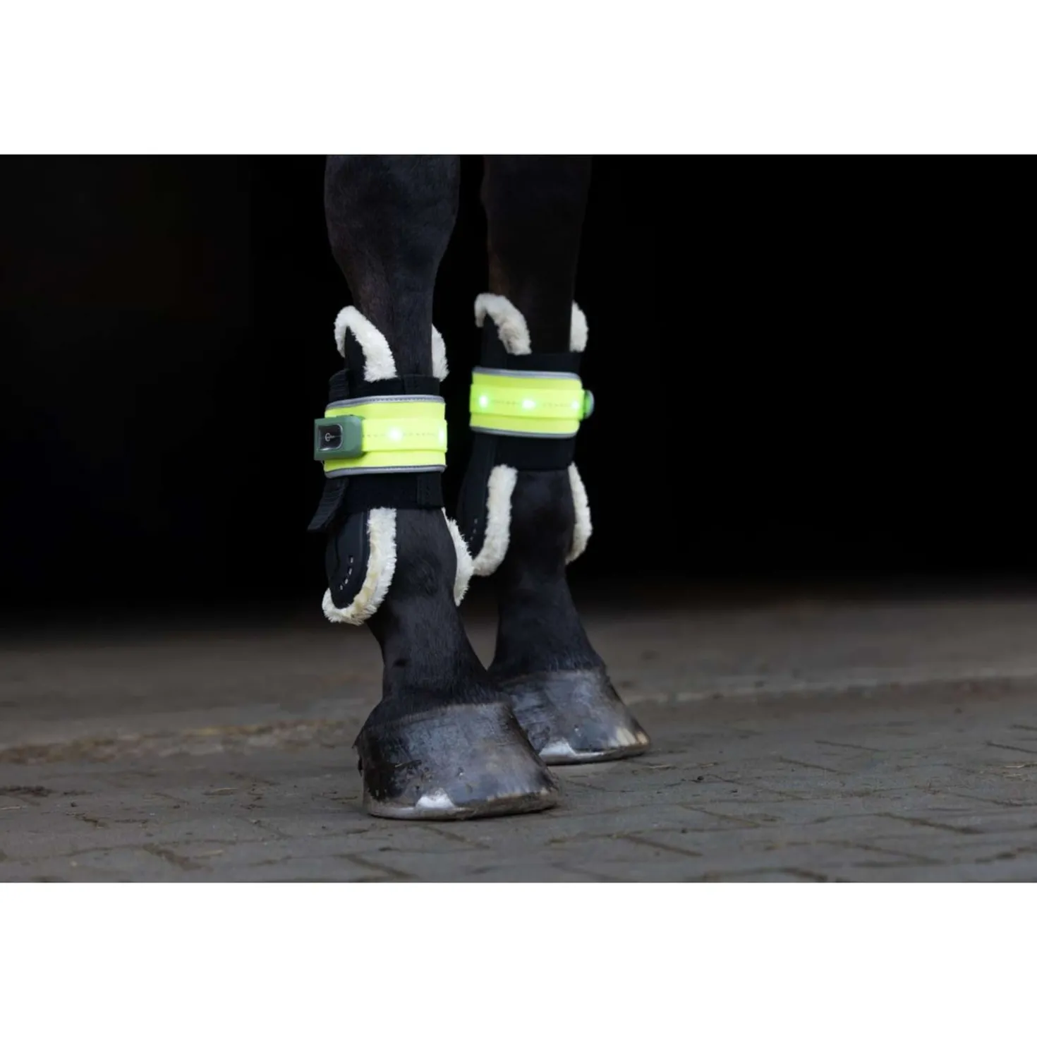 Covalliero Beenbescherming Led Reflectie