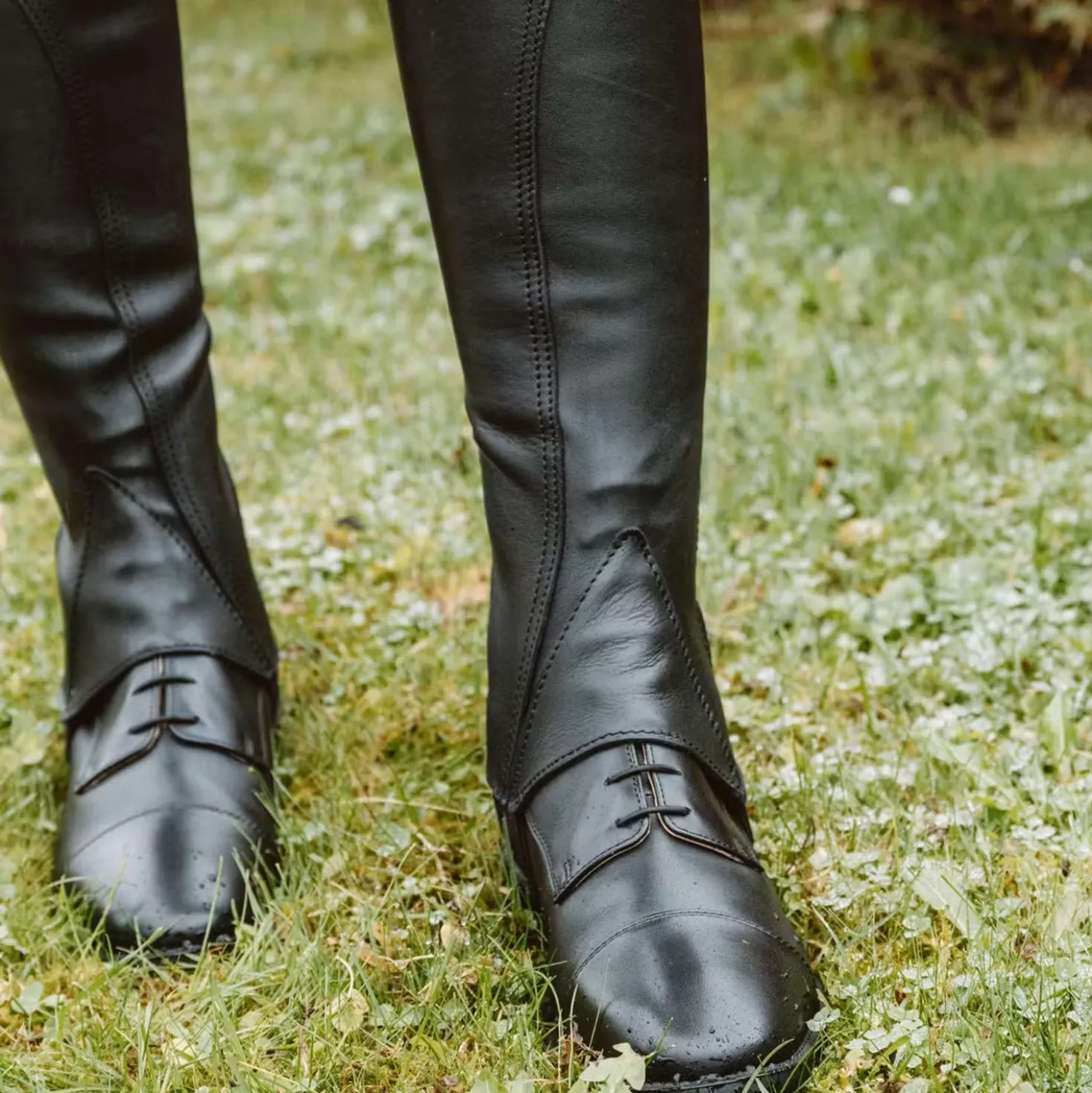 Dyon Jodhpurs Front laces Zwart