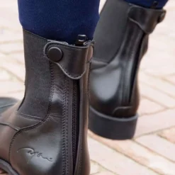 Dyon Jodhpurs Front laces Zwart