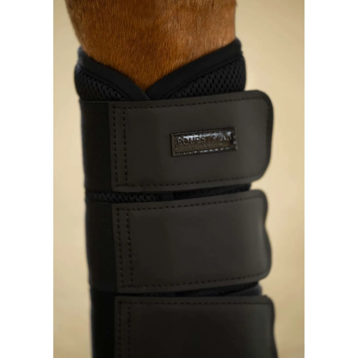 Equestrian Stockholm Beenbeschermers Classic Mesh All Black