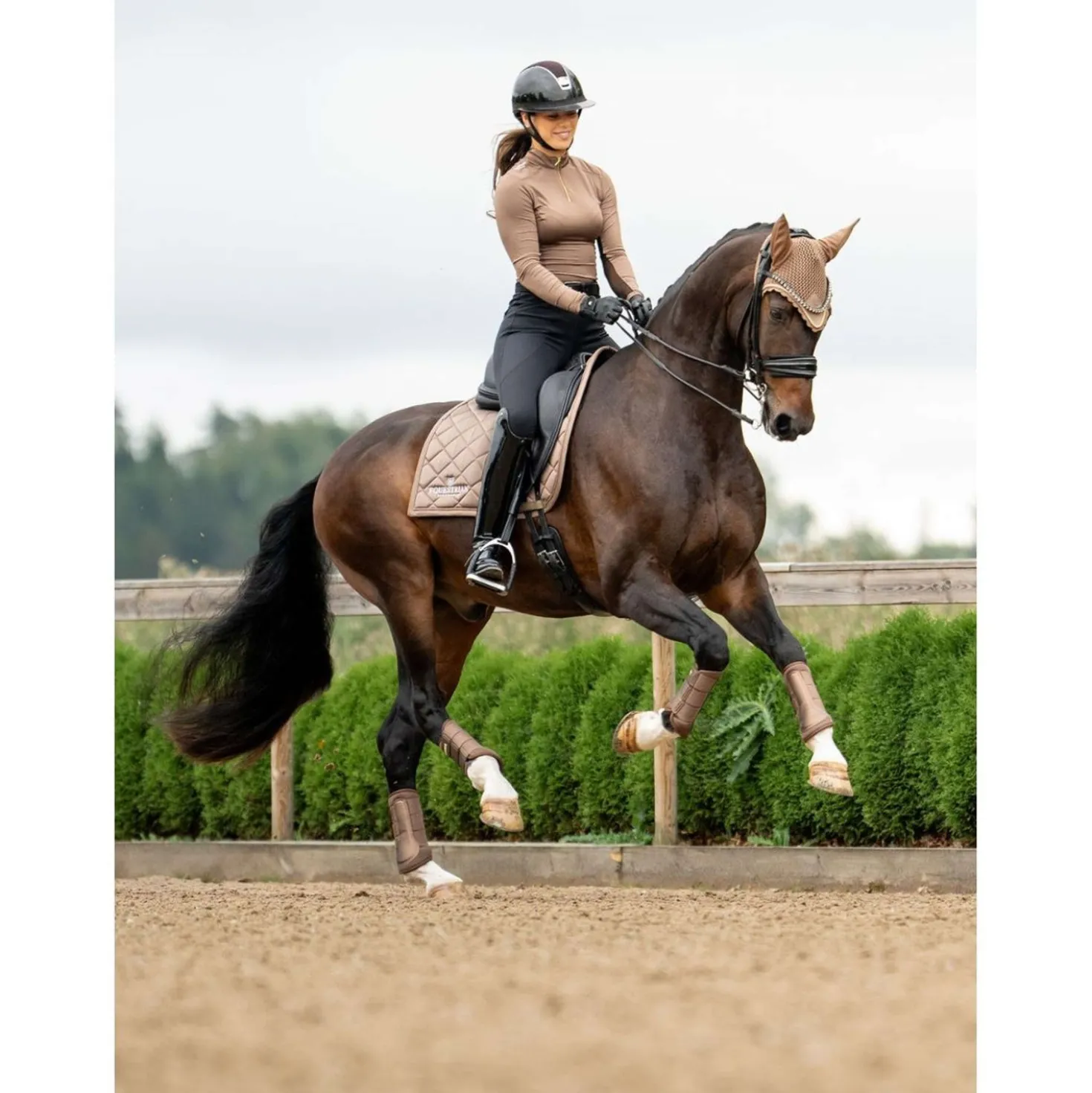 Equestrian Stockholm Beenbeschermers Classic Mesh Champagne