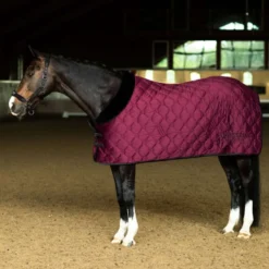 Equestrian Stockholm Fleecedeken Velvet Merlot