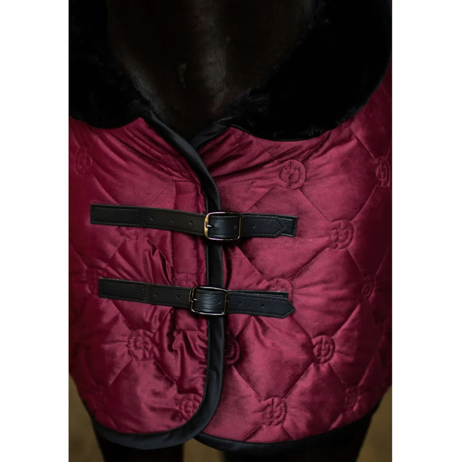 Equestrian Stockholm Fleecedeken Velvet Merlot