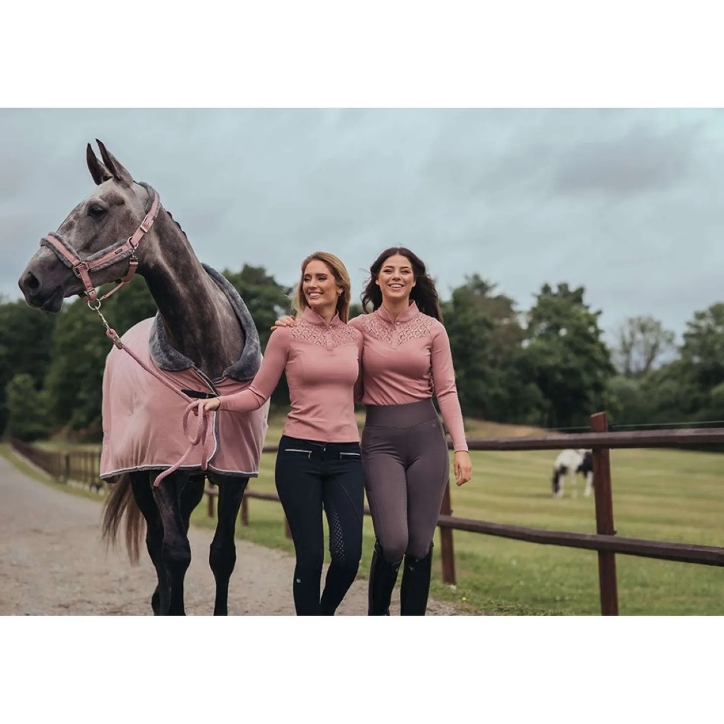 Equestrian Stockholm Halster & Touw Fur Roze