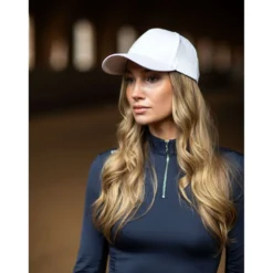 Equestrian Stockholm Pet Wit