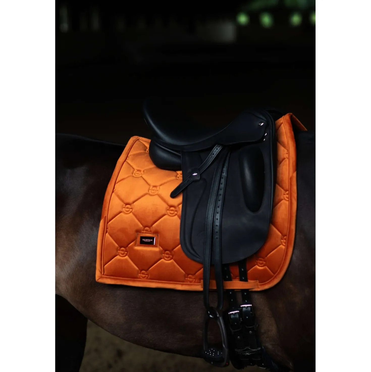 Equestrian Stockholm Zadeldekje Velvet Dressuur Chestnut
