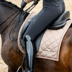 Equestrian Stockholm Zadeldekje Line Dressuur Champagne