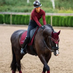 Equestrian Stockholm Zadeldekje Line Dressuur Bordeaux