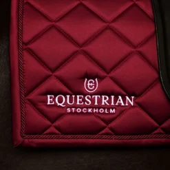 Equestrian Stockholm Zadeldekje Line Dressuur Bordeaux