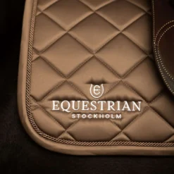 Equestrian Stockholm Zadeldekje Line Springen Champagne