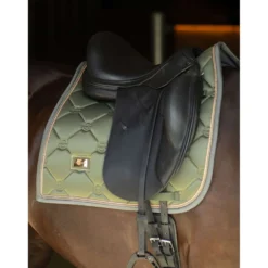 Equestrian Stockholm Zadeldekje Dressuur Striking Valley