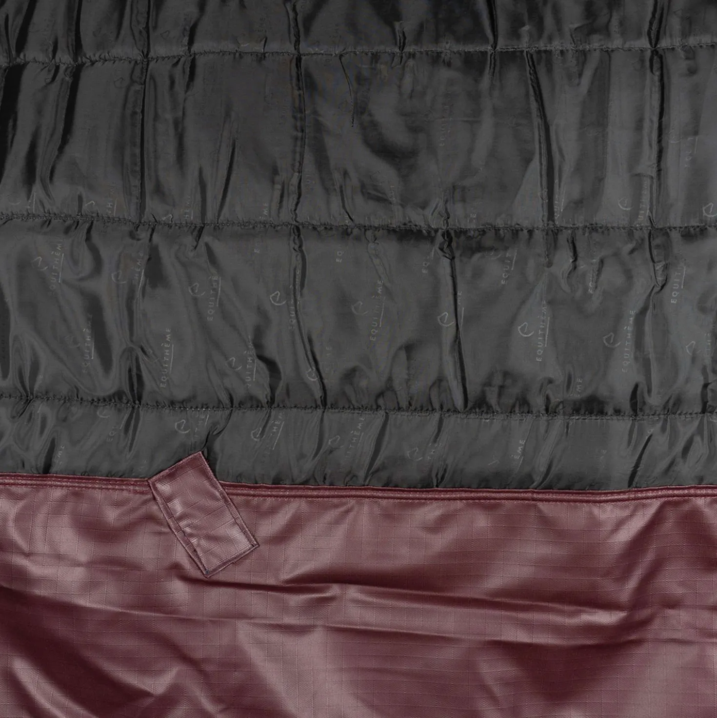 EQUITHÈME Outdoordeken Tyrex 1200D 300g Standard Burgundy