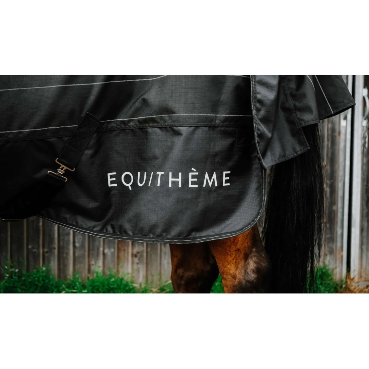 EQUITHÈME Regendeken TYREX Lumin 600D 0g Zwart