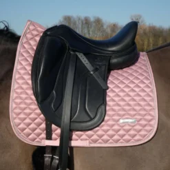 EQUITHÈME Zadeldekje Nacre Dressuur Roze