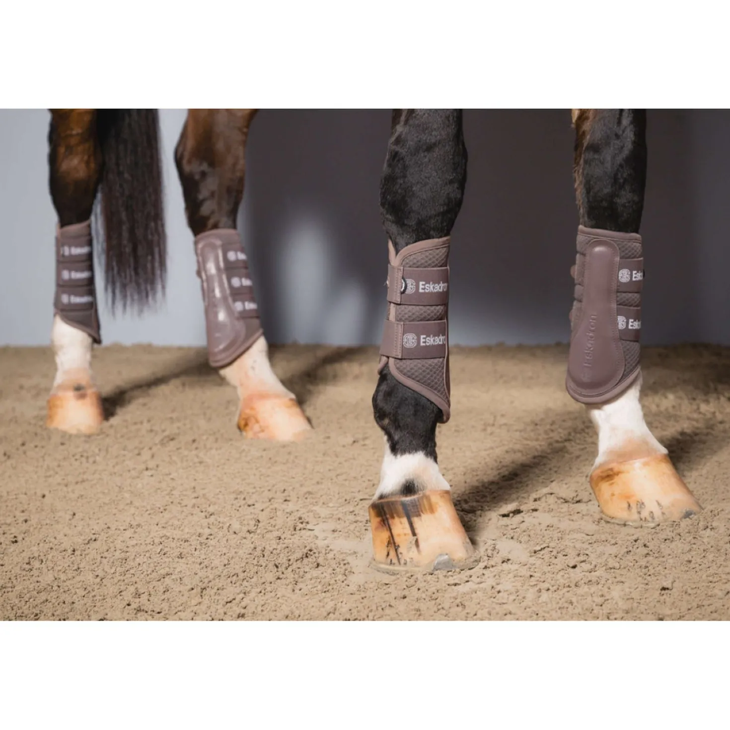 Eskadron Beenbeschermers Dynamics Mesh Powdertaupe