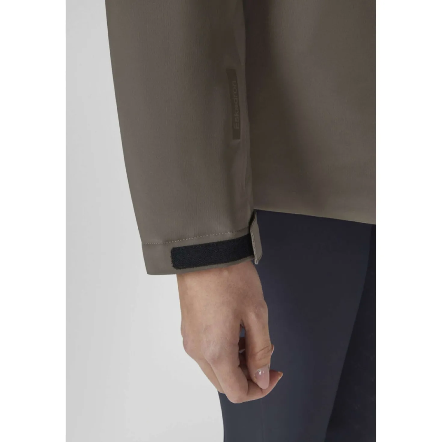 Eskadron Jas Dynamics Waterproof Powdertaupe