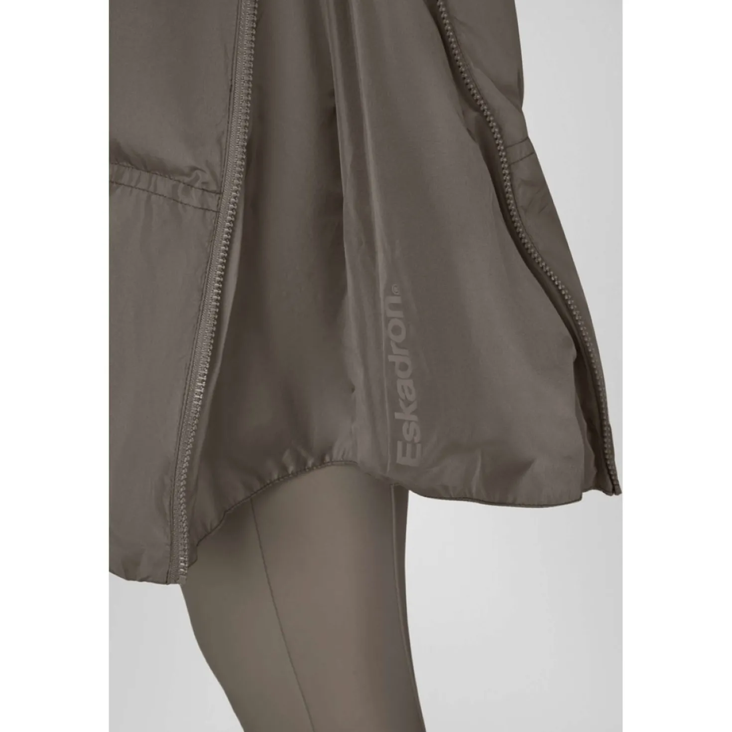Eskadron Parka Dynamics Powdertaupe