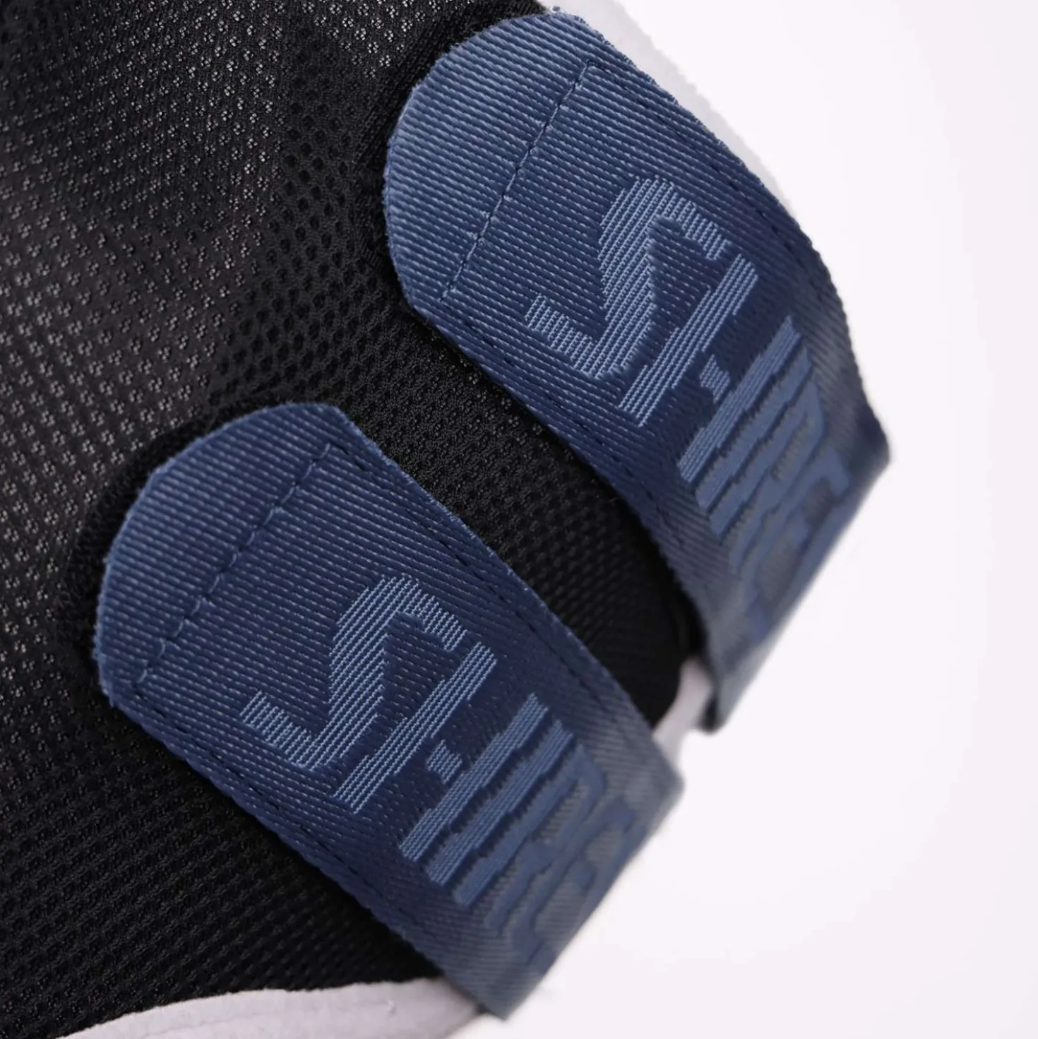 FlyGuard by Shires Vliegenmasker Pro Air Motion met Oren en Neus Deep Airforce Blue