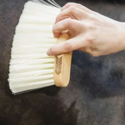 Grooming Deluxe by Kentucky Borstel Middle Long Natural
