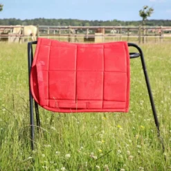 HB Zadeldekje Shetland Rood