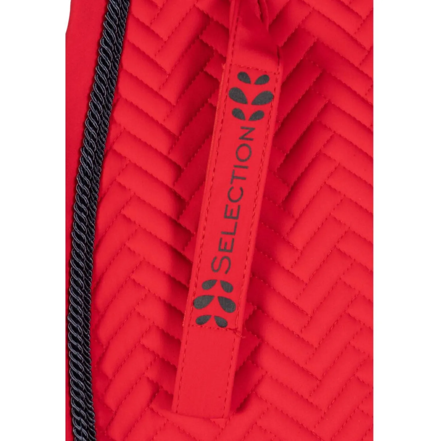 HKM Zadeldekje Aruba Dressuur Rood