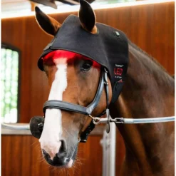 Horseware LED Red Light Therapy Poll Cap Zwart