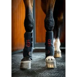Horseware Leg Wraps LED Red Light Therapy Pair Zwart/Zwart