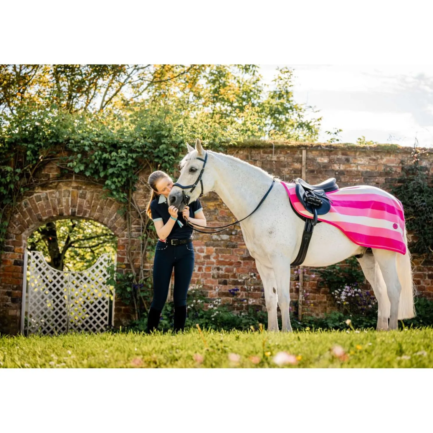 Horseware Uitrijdeken Newmarket Witney Pink