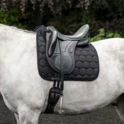 Horseware Zadeldekje Ionic Dressuur Zwart