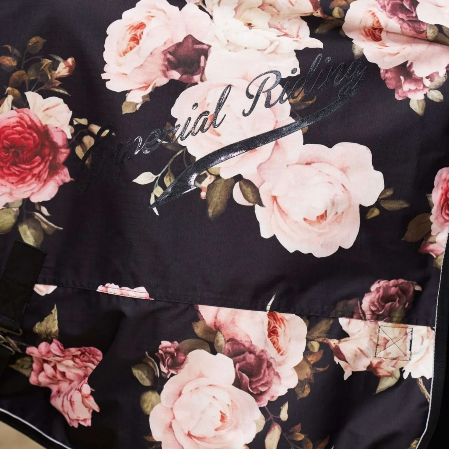 Imperial Riding Outdoordeken IRHSuper-Dry 0g Flower Print
