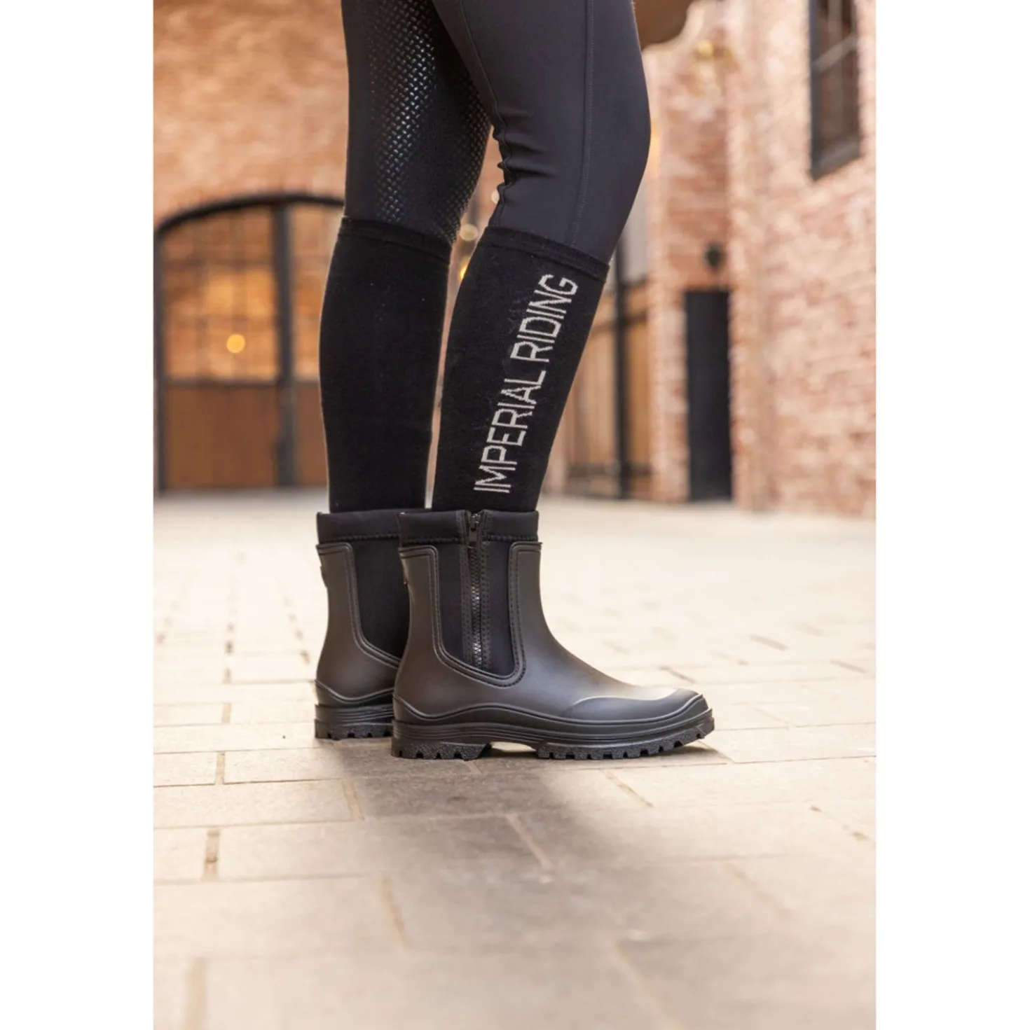Imperial Riding Stalschoenen IRH Zwart