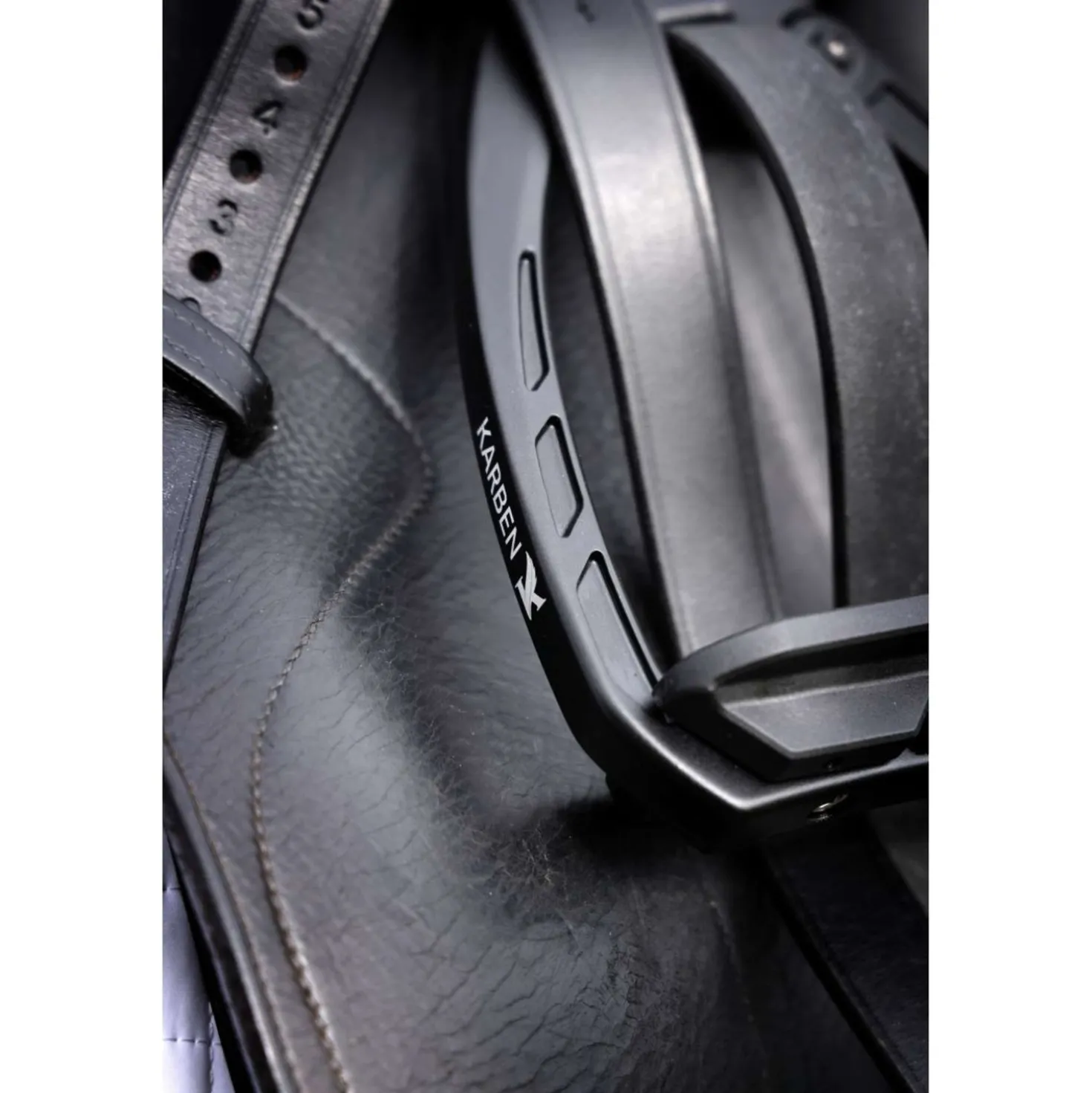 Karben by Shires Stijgbeugels Ultra Grip Zwart