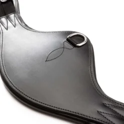 Kavalkade Dressuursingel Casper Oiled Leather met Elastiek Zwart