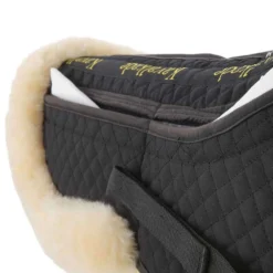 Kavalkade Onderlegger met Lamsvel en Inlagen Zwart/Beige