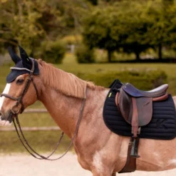 K by EQUITHÈME Zadeldekje Triton Springen Zwart