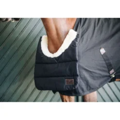 Kentucky Bib Winter Black
