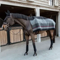 Kentucky Fleecedeken Heavy Square Stripes Zwart/Grijs
